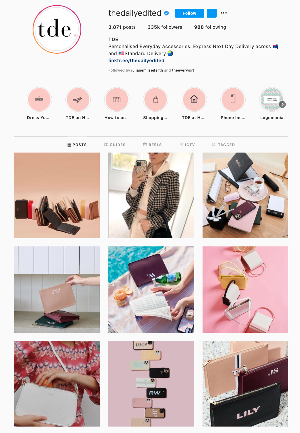 Flatlays Instagram Theme Example