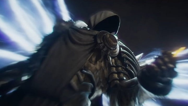 Archangel Tyreal holding a soul shard