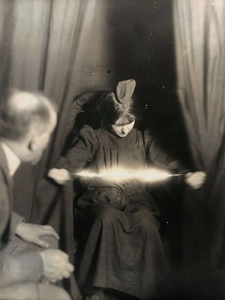 Unexplained mysteries and paranormal events image 5